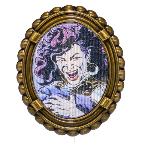 MARVEL COMICS WANDAVISION AGATHA HARKNESS LENTICULAR LAPEL PIN BADGE