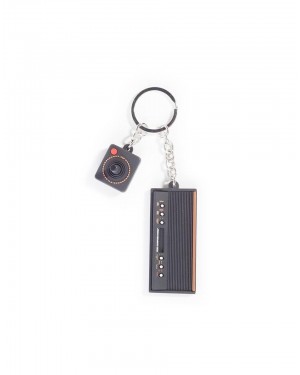 ATARI 2600 VIDEO COMPUTER SYSTEM GAMING CONSOLE AND JOYSTICK RUBBER KEYRING