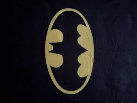 DC COMICS BATMAN CLASSIC LOGO FLEECE BLANKET