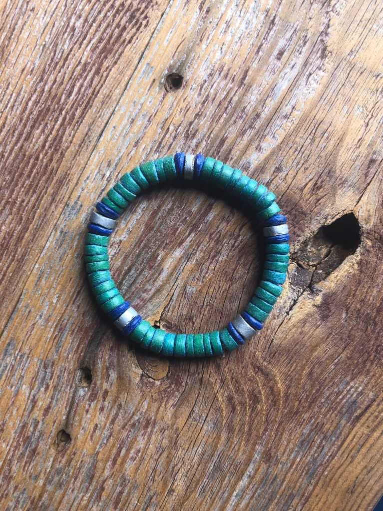 SAMPHIRE Green, Blue and Silver bright coco wood elasticated Bracelet