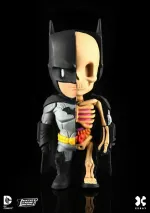 XXRAY x DC COMICS - BATMAN DISSECTED VINYL ART FIGURE (10cm)